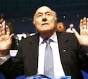 Blatter se plantea recular para seguir al mando de la FIFA