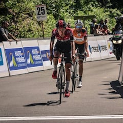Valverde sentencia en la dura ascensión al Hospice de France