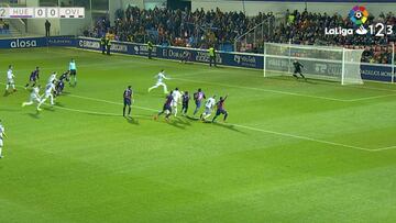 El paradón de Remiro: el Athletic tiene un 'nuevo' Kepa