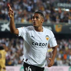 Valencia - Betis: horario, TV y dónde ver LaLiga Santander en directo