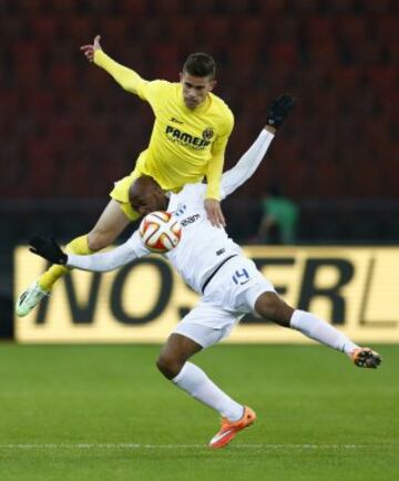 Franck Etoundi y Gabriel Paulista.