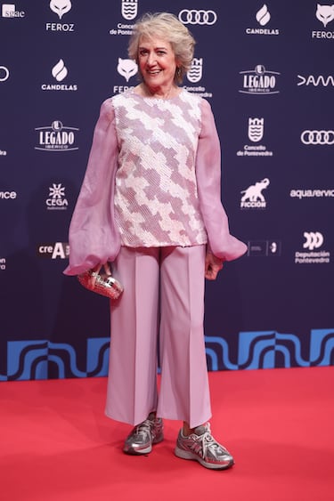 La actriz María Jesus Hoyos posa en la alfombra roja de los Premios Feroz 2026, en el Pazo da Cultura, en Pontevedra, Galicia. 