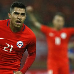 César Pinares es el primero que debuta con gol en la 'Era Pizzi'