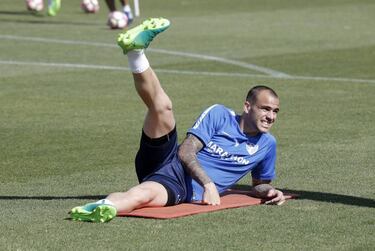 Sandro departure looks likely as contract talks stall