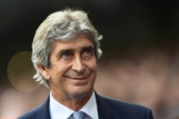 Manuel Pellegrini en su último partido en el Etihad Stadium como técnico del City.