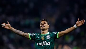 Soccer Football - Brasileiro Championship - Palmeiras v Sao Paulo - Allianz Parque, Sao Paulo, Brazil - October 25, 2023 Palmeiras' Richard Rios celebrates celebrates scoring a goal that was later disallowed REUTERS/Amanda Perobelli