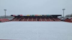 Imagen del estadio de Anduva con nieve.