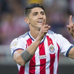 Aficionado no puede ver el Clásico por su boda y Chivas lo ayuda