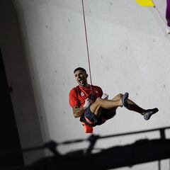 En lo más alto: Alberto Ginés gana la general de la Copa del Mundo de dificultad