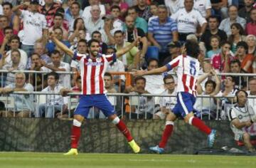 Raúl García celebra el 0-1 al Real Madrid en el partido de Liga del 13 de septiembre de 2014.