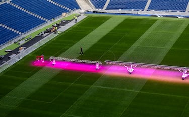 Una de las mayores preocupaciones de la entidad blanca es todo lo relativo al césped. 