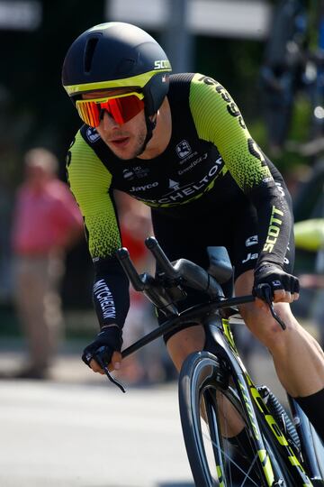 Contrarreloj cargada de emociones en el Giro de Italia 