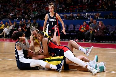 Australia comienza por los suelos su Mundial