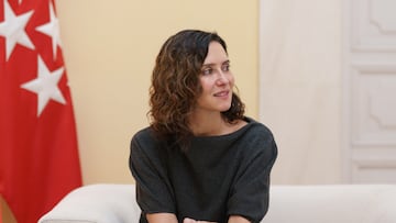 La presidenta de la Comunidad de Madrid, Isabel Díaz Ayuso, durante su encuentro con la encargada de negocios de la Embajada de Israel en España, Dana Erlich, en la Real Casa de Correos, a 25 de septiembre de 2025, en Madrid (España). Este encuentro se produce en un contexto de alta sensibilidad diplomática entre España e Israel, con reuniones similares ocurridas días previos entre Erlich y responsables institucionales y políticos españoles debido a las tensiones políticas y debates sobre la guerra en Gaza y el reconocimiento del Estado palestino.
25 SEPTIEMBRE 2025;AYUSO;EMBAJADA ISRAEL;ESPAÑA;DANA ERLICH;MADIRD
Matias Chiofalo / Europa Press
25/09/2025