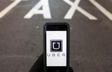 Uber y Bankaool ofrecen una nueva tarjeta