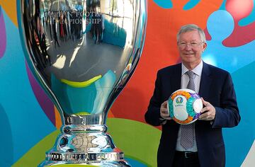 Ferguson durante la presentación del logo para la Eurocopa 2020.
 