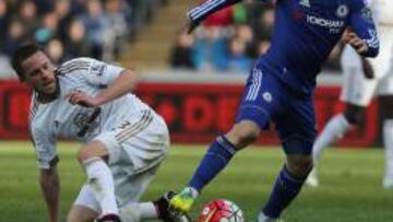 Cesc Fábregas, durante un partido ante el Swansea esta temporada.