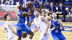 El San Pablo Burgos y el Morabanc Andorra, durante el partido