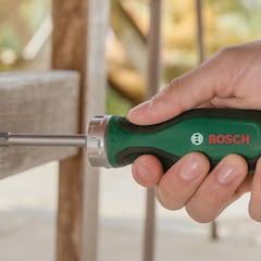 El destornillador con 12 puntas y alta intensidad de Bosch que se ha convertido en el gran capricho de los ‘manitas’