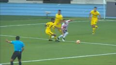 No hubo penal de Barrios y hay dudas en el gol anulado