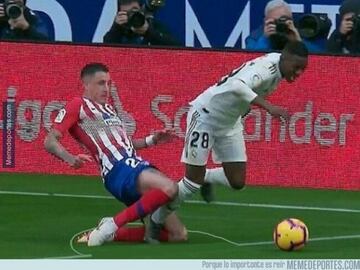 Derbi, Barcelona... Los memes más divertidos de la jornada