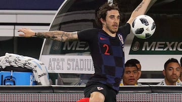 Vrsaljko salió del partido ante México por molestias musculares