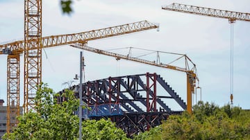 El avance de las nuevas gradas del estadio se puede apreciar cada da que pasa.