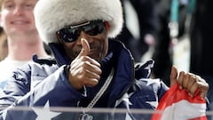 Snoop Dogg turns awkward payment moment into Olympic surprise for Italian family
