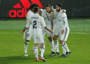 El Mundial de Clubes de 2016 enfrentó al Real Madrid ante el Kashima Antlers. Primera vez que un equipo asiático llegaba a una final. Los japoneses pusieron contra las cuerdas a los blancos, y en la prórroga, Cristiano Ronaldo marcó dos goles que ponían e