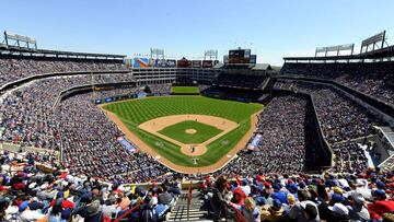 A pesar de que se han revelado múltiples propuestas para dar inicio a la temporada de las Mayores, Manfred no tendría algo definido para el Opening Day.