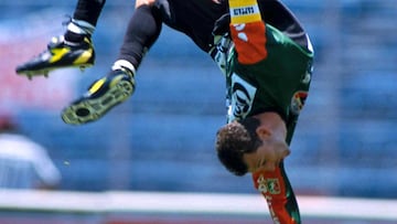 Uno de los mejores arqueros que ha tenido el fútbol mexicano, se convirtió en referente de los Potros gracias a un penal anotado para conformar el Ascenso y fue parte del equipo ganador de liga en 1992-1993.