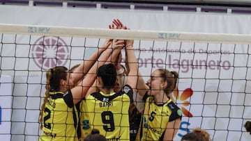 Imagen de un partido de la fase de ascenso a la Liga Iberdrola, disputada del 24 al 27 de abril en el Pabellón Juan Ríos Tejera de San Cristóbal de La Laguna (Tenerife).