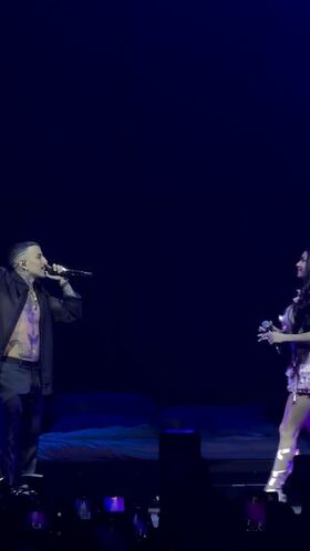 Paloma Mami sube al escenario, se encuentra con Rauw Alejandro y esto ocurre: el Movistar enloqueció