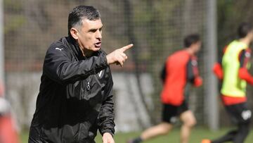 Mendilibar apunta a renovar en Eibar.