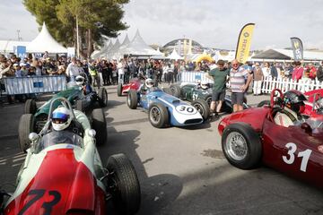 Tercera edición de la reunión y exhibición de automóviles clásicos en el circuito del Jarama