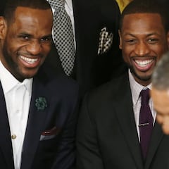 Más lío: LeBron defiende a Curry y llama "golfo" a Donald Trump