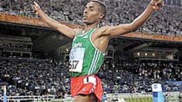 <b>NUEVO REINADO. </b>Bekele reventó a sus rivales con un final pletórico.