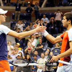 Cuatro retiradas, COVID, ampollas... Sinner y un año maldito