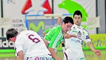 Ortiz, entre Lin y David.