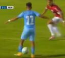 La espectacular jugada 'a lo Ronaldinho' de Marcelo Allende en Uruguay