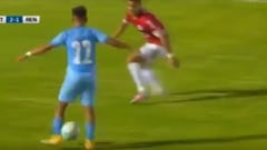 La espectacular jugada 'a lo Ronaldinho' de Marcelo Allende en Uruguay