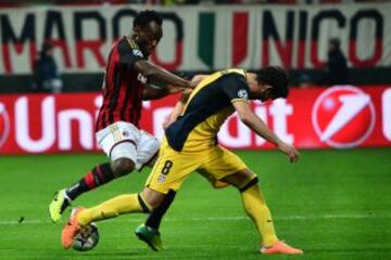 Ghana Michael Essien y Raúl García.