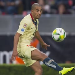 Cecilio Domínguez dejó al América; ya es de Independiente