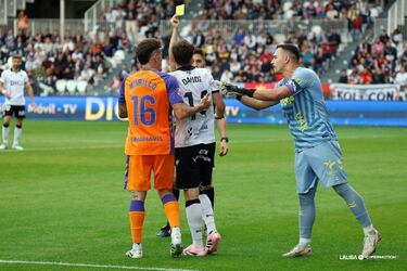 Aprobados y suspensos: el Málaga perpetra otro bodrio