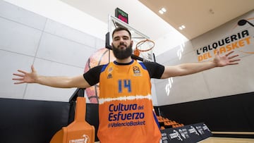 04/01/20 BALONCESTO
VALENCIA BASKET
BOJAN DUBLJEVIC
ENTREVISTA
PUBLICADA 06/01/20 NA MA34 3COL
