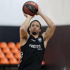 Brown seguirá en Miribilla por tercer año consecutivo