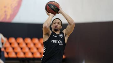 Brown, en Valencia estos días