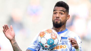 Cruce de cables de Boateng en un entrenamiento