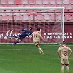 Elady mete en el lío al Logroñés