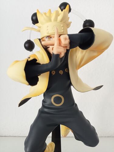 Goku y Naruto por Banpresto